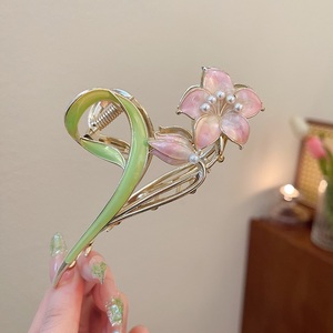 Mode femmes requin épingle à cheveux goutte à goutte huile lys fleur alliage cheveux griffes filles dos tête <span class=keywords><strong>queue</strong></span> <span class=keywords><strong>de</strong></span> <span class=keywords><strong>cheval</strong></span> mâchoire Clips - Product Image 4