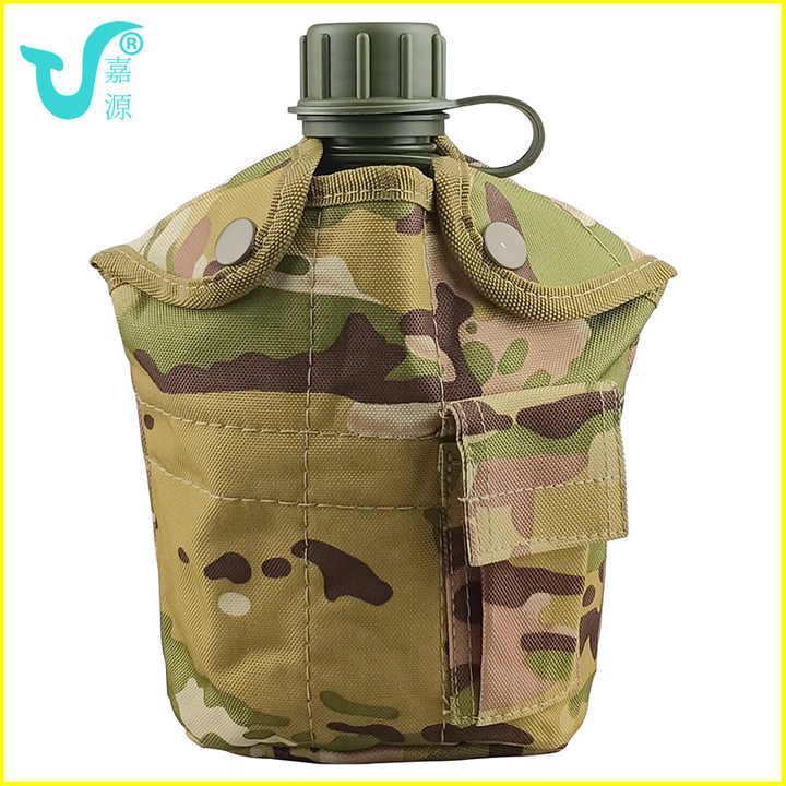Free sample Outdoor Tactical Water Bottle Legendary Classic Canteen Large Capacity PE Plastic Camouflage Training Kettle Belt