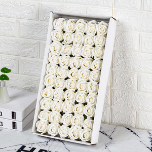 D-FZH016 Kit Fai-da-Te 50 Pezzi Fiori in Scatola, Confezione Regalo per Bouquet, Fiori Artificiali di Sapone, Rose in Scatola Regalo - Product Image 3