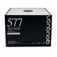 Emballage cosmétique réutilisable personnalisé noir et argent, boîte en papier rigide avec couvercle et base, insert en EVA recouvert de velours et gaufrage