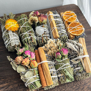 Paquete de lavanda Flores secas Hierbas Crystal Palo Santo Cedar Juegos de regalo de aromaterapia natural para difusor de incienso de relajación - Product Image 2