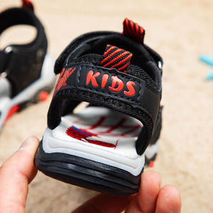 <span class=keywords><strong>Sandales</strong></span> pour enfants 2025 été nouvelles <span class=keywords><strong>sandales</strong></span> pour jeunes garçons dessin animé Spider-Man Baotou chaussures de plage crochet et boucle - Product Image 4