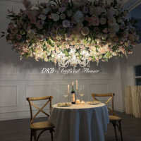 Décoration de plafond suspendue pour scène de mariage, design de fond floral, arrangement de fleurs artificielles de luxe personnalisé