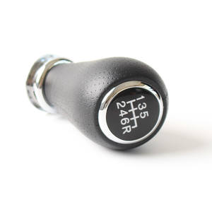 หัวเกียร์รถยนต์สำหรับฮอนด้า ซีอาร์-วี 6 สปีด คันเกียร์แบบแมนนวล ดีไซน์ตามหลักสรีรศาสตร์ หนังสีดำ - Product Image 2