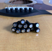 Chevilles de pont de guitare en ébène avec incrustation de nacre blanche et anneau en laiton