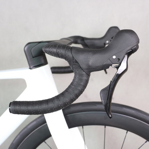<span class=keywords><strong>Bicicleta</strong></span> Completa con Grupo R7120, <span class=keywords><strong>Bicicleta</strong></span> de Carretera con Frenos de Disco, Cuadro de <span class=keywords><strong>Carbono</strong></span>, Ruedas de <span class=keywords><strong>Carbono</strong></span>, Pintura Blanca Camaleón TT-R18 - Product Image 2