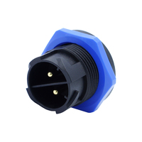 Onduleur solaire M25 à deux cœurs avec contact en cuivre MIN, 230V 30A triphasé, IP67, 2 broches, boîtier PC, pour système d'énergie solaire