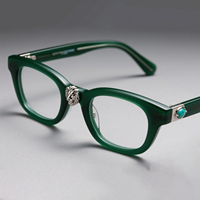 Bijoux de luxe Lunettes personnalisées en acétate rouge Monture optique pour femmes avec incrustation de pierres précieuses turquoises et détails en métal