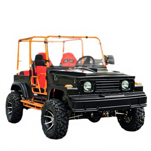 Go-kart de cinco plazas con motor a gasolina, accionado por pedales y con cuatro ruedas - Product Image 1