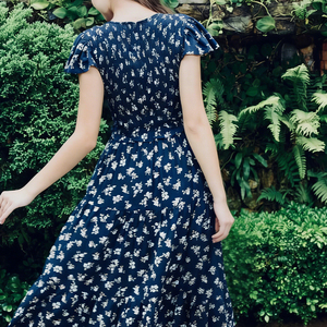 Robe transfrontalière tendance 2026, couleur unie, à fines rayures, style décontracté, <span class=keywords><strong>vente</strong></span> <span class=keywords><strong>en</strong></span> <span class=keywords><strong>gros</strong></span> <span class=keywords><strong>de</strong></span> vêtements pour femmes, livraison immédiate - Product Image 4