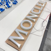 Recommander un panneau LED personnalisé en acrylique blanc avec lettres éclairées par rétroéclairage pour vitrine