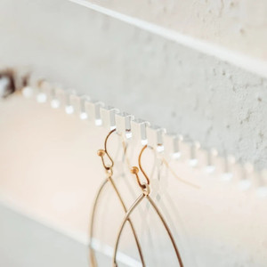 ที่วางต่างหูแบบแขวนต่างหูอะคริลิคแบบตั้งติ<span class=keywords><strong>ด</strong></span>ผนังสำหรับกระดุมและห้อยเครื่องประดับ - Product Image 3