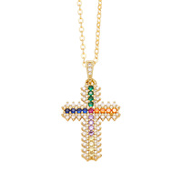 Collier chrétien pour femme en cuivre plaqué or 18 carats, motif filigrane orné, style international, choix des influenceuses professionnelles