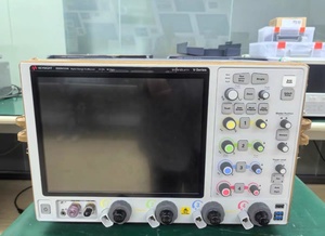 Osciloscopio Digital en Tiempo Real Infiniium DSAZ204A de 20 GHz de KEYSIGHT - Product Image 3