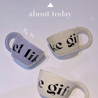 Tasse à café en porcelaine anglaise artisanale Happy Creative 360ml 17oz, résistante aux hautes températures, compatible micro-ondes et lave-vaisselle, cadeau idéal pour les fêtes