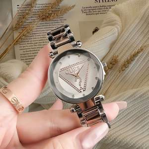 Reloj de cuarzo con correa de cuero/cuero de cocodrilo estilo empresarial para mujer - Product Image 2