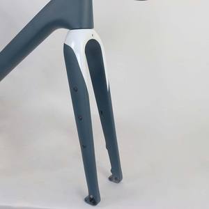 Neuester 700C Cyclocross <span class=keywords><strong>Gravel</strong></span> Fahrradrahmen, Vollcarbon, für Steckachse 100*12/142*12 mit Innenverlegten Zügen - Product Image 3