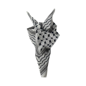 Bandana con estampados geométricos monocromáticos elegantes para trajes versátiles. - Product Image 2