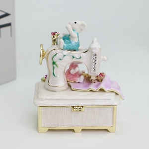 SHINNYGIFTS Modern Metal Jewelry &amp; Trinket <strong>Box</strong> Hand-Painted Easter Mouse Enameled <strong>Sewing</strong> Machine Home Decor Collectible - Product Image 3