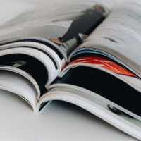 Impresión de Revistas con Encuadernación Perfecta, Cubierta a Todo Color, Offset CMYK, Laminación Brillante/Mate, Tamaño A4, Suministro Directo de Fábrica al por Mayor