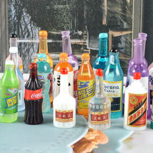 Botellas de bebidas en miniatura de resina, botellas de vino, accesorios para luces nocturnas DIY, juguetes de comida en miniatura para supermercado, casa de muñecas - Product Image 1
