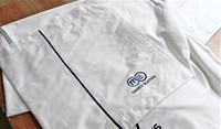 Комплект постельного белья для больниц из 100% хлопка, 400TC, с индивидуальным логотипом, простой, 4 предмета: пододеяльник, простыни, простыня на резинке