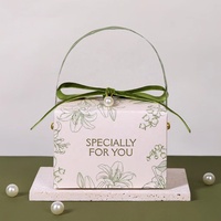 Vente en gros Papier d'art pliable Petit emballage cadeau délicat Boîte cadeau de mariage de luxe avec poignée