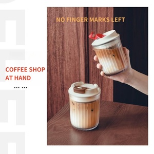 BPA-free Food Grade Tritan Stainless Steel 500ml Vacuum Insulated Eco-Friendly Customized Logo Coffee Cup Lid <b>Hand</b> Grip Tumbler - Product Image 3
