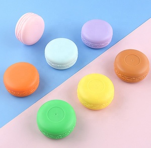 <span class=keywords><strong>ISMAN</strong></span> Pack Stock 100 pièces multicolore macaron baume à lèvres conteneur PP jaune rose violet bleu vert Orange crème pour le visage pot 10g - Product Image 2