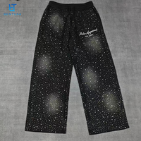 BENTURA Streetwear Fabricant et Designer de Vestes Oversize en Coton Épais Brodé Personnalisé et Entièrement Orné de Strass Brillants avec Fermeture Éclair et Capuche