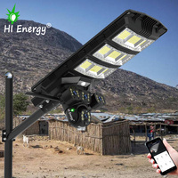 Lampadaire solaire CCTV Hienergy 300W avec double objectif, IP65 étanche, caméra Wifi 4G, éclairage solaire extérieur étanche CCTV
