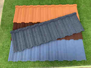 Tuile de toit en métal enduit de pierre colorée esthétique de feuille de <span class=keywords><strong>toiture</strong></span> ondulée moderne antirouille <span class=keywords><strong>pour</strong></span> des maisons et des hôtels - Product Image 4