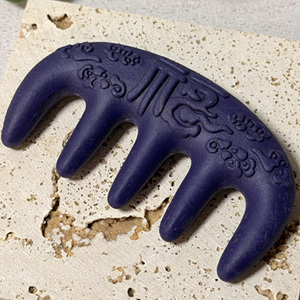 เม็ดธูปผสมสูตรพิเศษฝังในหวีไม้สไตล์จีนแบบพกพา นวดบำบัดด้วยกลิ่นหอม ดูแลเส้นผม ของขวัญรูปทรงไม่สม่ำเสมอ - Product Image 5