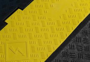 Veste jaune en PVC pour l'extérieur, protecteur de cordon en caoutchouc croisé, couvercle d'extension de fil de <span class=keywords><strong>rampe</strong></span>, ralentisseurs de trafic - Product Image 4