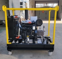 Nettoyeur à jet d'eau industriel haute pression à moteur diesel pour l'élimination de la rouille et des incrustations
