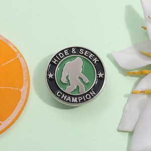 เข็มกลัดเคลือบรูปการ์ตูนบิ๊กฟุตเครื่องประดับแฟชั่นสำหรับเพื่อน - Product Image 3