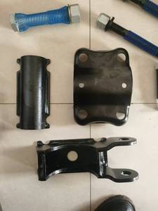 Nouveaux sièges d'essieu supérieur/inférieur en acier moulé Shengda 13T/16T pour remorques à suspension à trois essieux Fowama américaines (pièces de rechange/réparation) - Product Image 5