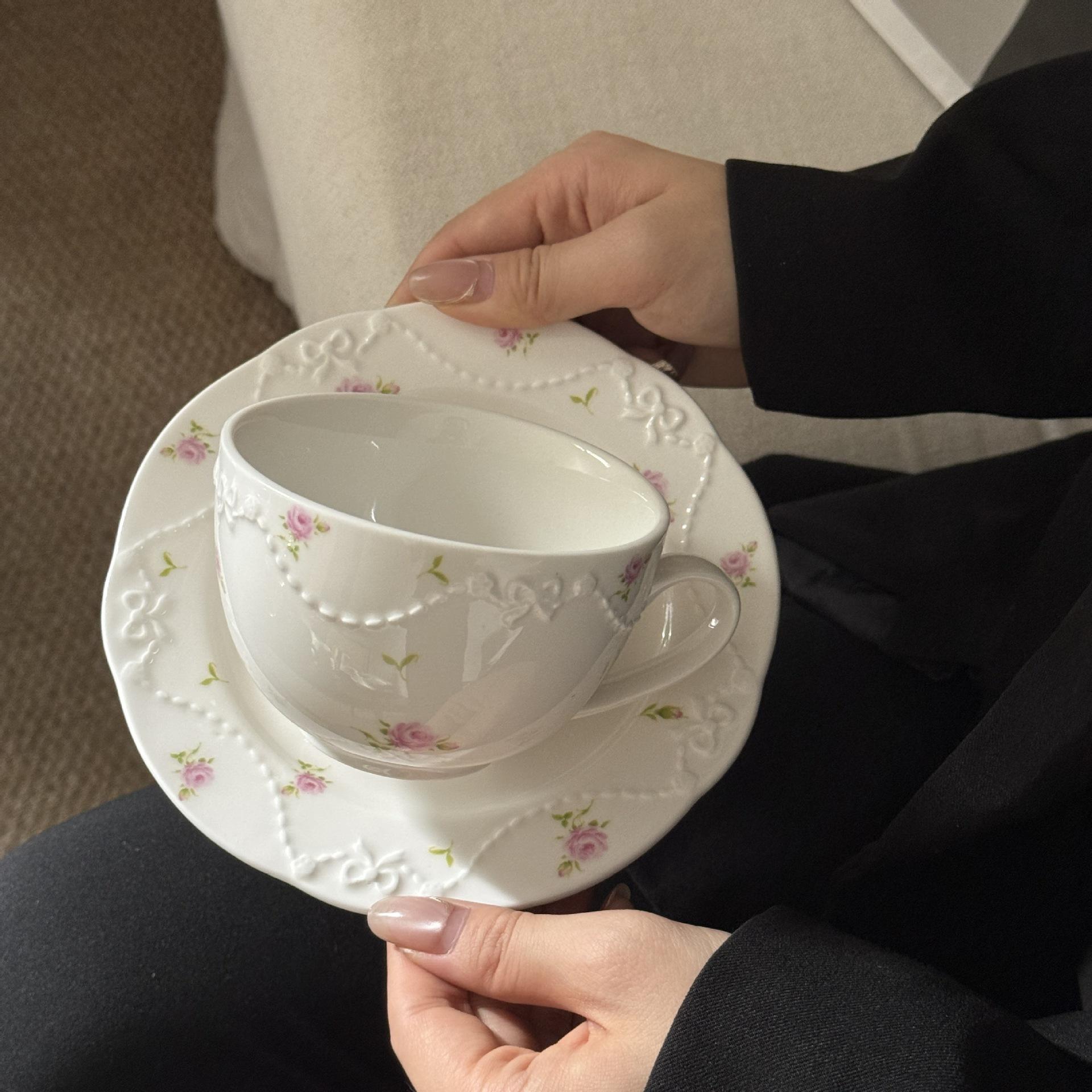 "Fugitive Princess Rose Cup and Plate 200ML.