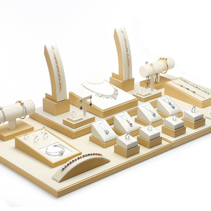 Giá đỡ trưng bày trang sức bằng da PU cao cấp, thủ công, tùy chỉnh DIGU dành cho bông tai, nhẫn, vòng cổ, bộ trưng bày trang sức - Product Image 1