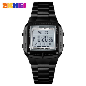 Montre-bracelet sportive multifonctionnelle à LED pour hommes, étanche, numérique, avec fonction lumineuse, style sport décontracté - Product Image 1