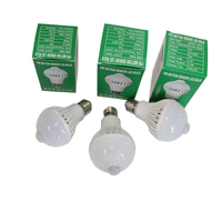 Bombilla LED inteligente con sensor de infrarrojos, sensor de movimiento del cuerpo humano PIR, E27 7/9/12W, control de sonido y luz del pasillo de la escalera