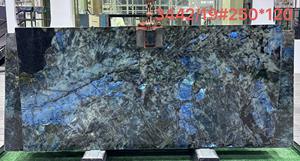 Losas de granito azul lemuriano de labradorita de <span class=keywords><strong>Madagascar</strong></span> para encimera de cocina - Product Image 5