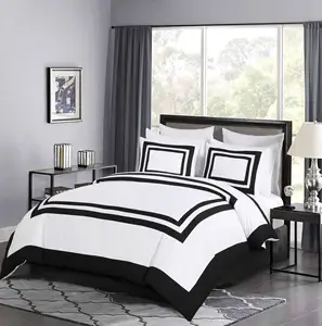 QSY Collection Wyatt 7-Piece King Bed in a Bag Comforter Set with Sheets Hotel Style Black/White Square Pattern Bedding Set