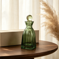 Flacon de parfum en cristal cannelé haut de gamme, style français, vide, en verre conique, pour la vente en gros, idéal pour les diffuseurs d'ambiance personnalisés.