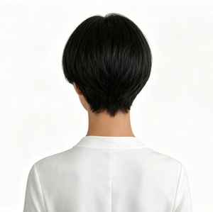 Perruque <span class=keywords><strong>Courte</strong></span> Synthétique Rétro Effet Moelleux Fibre Haute Température Résistante à la Chaleur Réglable <span class=keywords><strong>Frange</strong></span> Raie au Milieu Pointes Dégradées 6 Couleurs Unisexe 1 - Product Image 4