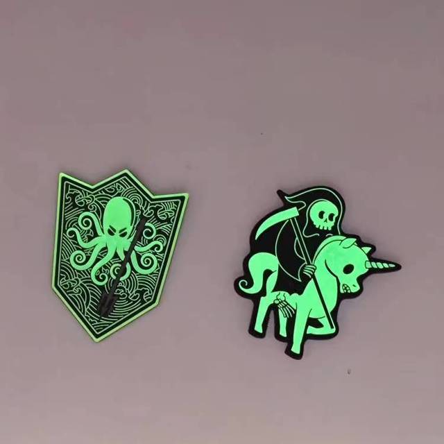 Custom Glow-in-the-Dark PVC Patch with Rubber 2D/3D Design Hook and Loop Backing for Hat Use