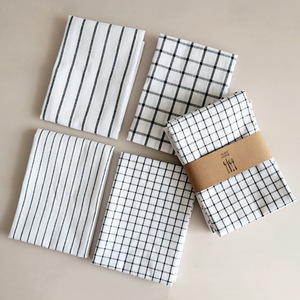 Servilletas Rectangulares de Algodón Puro Teñido, 100% Algodón, Lavables a Máquina, para Uso Doméstico, Diseño Cuadrado Estampado, Paquete de Cuatro - Product Image 2