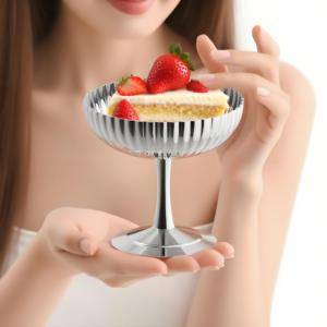 Neu eingetroffen: Edelstahl-Eisschale – Schick, stilvoll, hochwertig und umweltfreundlich – Stehender Becher für Eiscreme und Obstsalat - Product Image 3