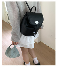 Sac à dos convertible Louis en gros – Sacs à main tendance d'Indonésie – Sac à main de qualité avec fermeture éclair et deux poignées/bretelles - Product Image 2
