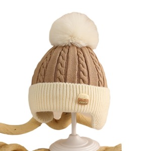 Chapeau d'hiver pour bébé de style coréen assorti aux couleurs, en laine <span class=keywords><strong>tricot</strong></span>ée, chaud, avec un pompon en fourrure, chapeau pour enfants - Product Image 5